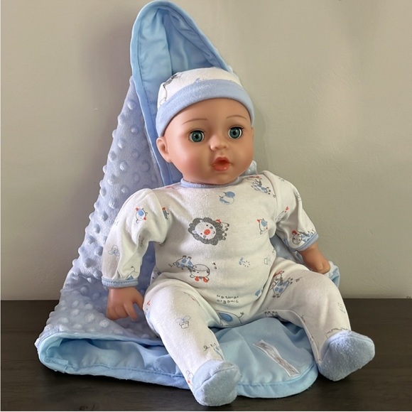 ADORA - Adora Boy Doll - A 16” Baby Doll with outfit - Hat & Blanket - Picture 1 of 15